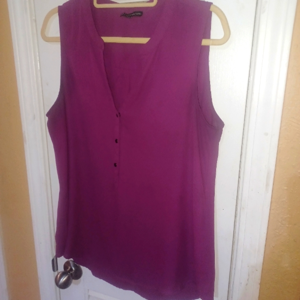 Adrianna Papell sleevless Blouse size L
